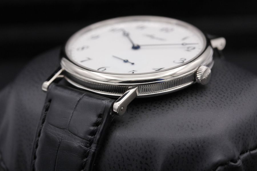 Breguet Classique 7147BB/29/9WU